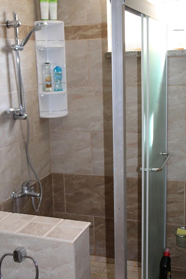 Costas Hostel Action Tseri Εξωτερικό φωτογραφία