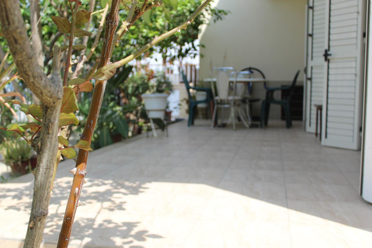 Costas Hostel Action Tseri Εξωτερικό φωτογραφία