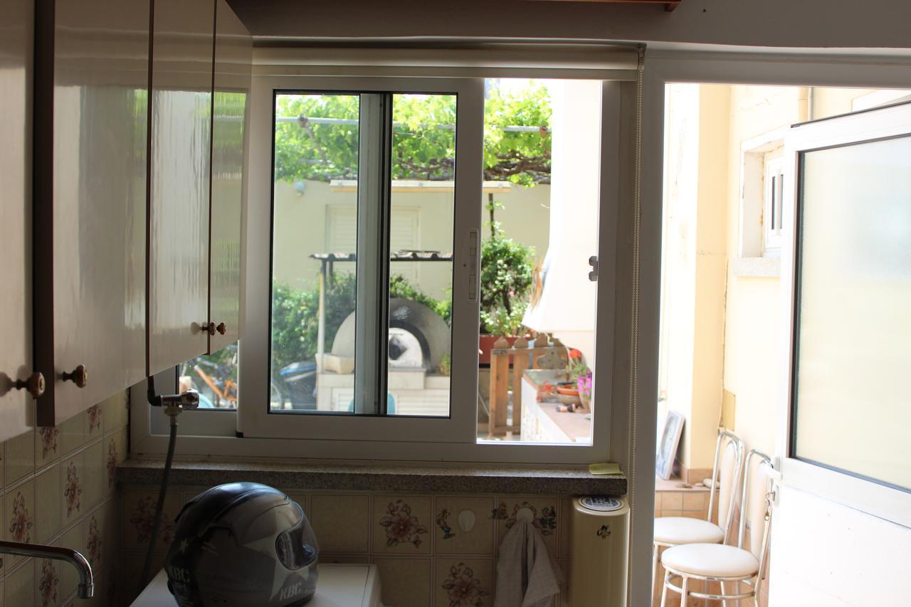 Costas Hostel Action Tseri Εξωτερικό φωτογραφία